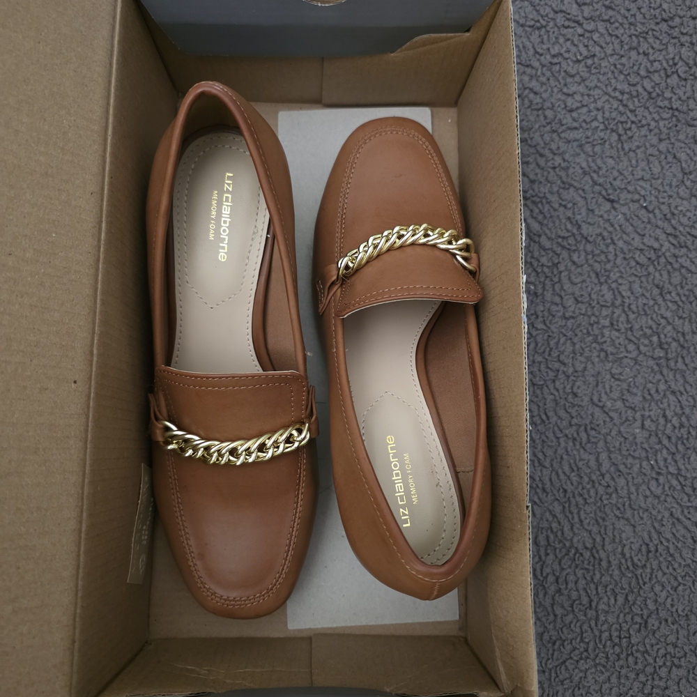 Liz Claiborne Women's Brown Loafers with Gold Chain